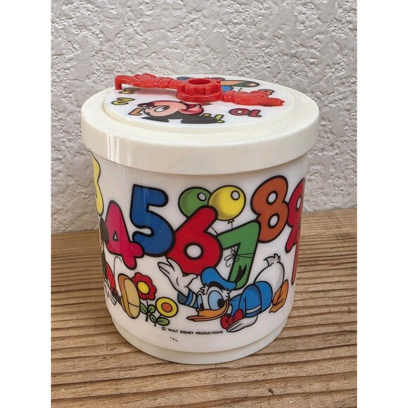 Vintage Walt Disney Mickey Mouse & Friends Plastic Cup w Clock Lid Superseal - Picture 13 of 15